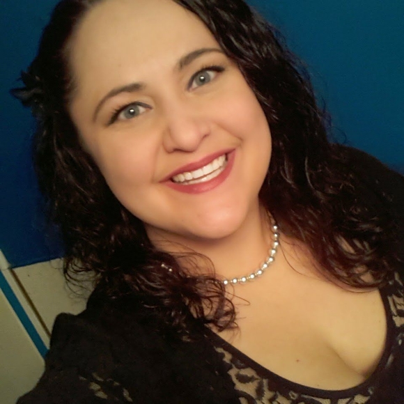 Meet your Posher, Kerry - Picture 1 of 1